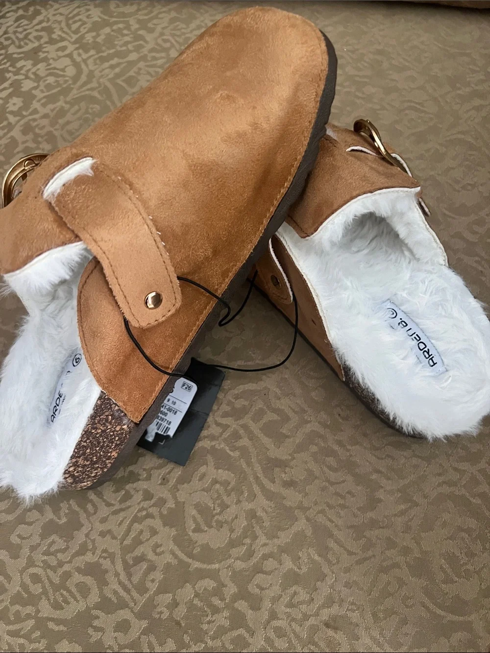 Ardene Kids Faux-Suede Fur-Lined Clogs in Tan and White